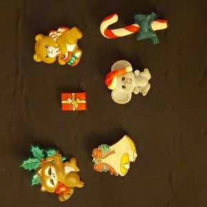 Bundle of Christmas Brooches